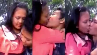 Bokep Indo Gadis Ciuman Mesra Dikebun Sawit